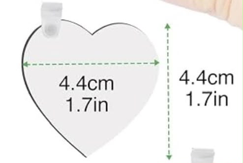 Heart-shaped personalized pet keychain size guide – 4.4 x 4.4 cm (1.7 x 1.7 in)